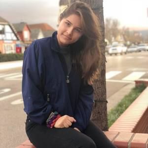 Meet your Posher, Renee